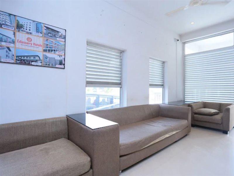 Super Townhouse Prince Palace Thiruvananthapuram Eksteriør bilde