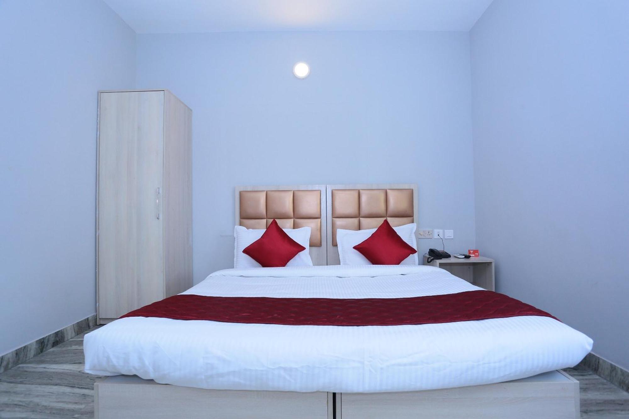 Super Townhouse Prince Palace Thiruvananthapuram Eksteriør bilde
